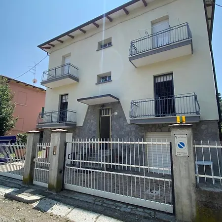 Isi & Lory Διαμέρισμα *