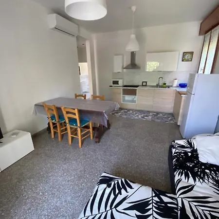 Isi & Lory Διαμέρισμα Καζαλέκιο ντι Ρένο